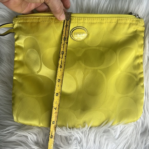 Coach Signature Nylon Cosmetic Bag Citrine/yellow, Mint Condition - Picture 12 of 12